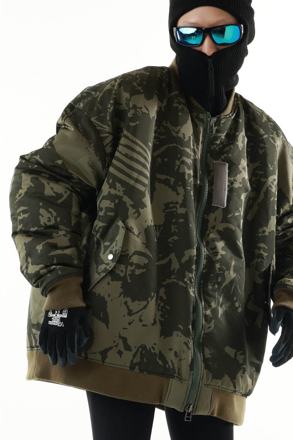 トーキングアバウト ジ アブストラクション(TALKING ABOUT THE ABSTRACTION) 2024-25年秋冬ウィメンズ&メンズコレクション  - 写真38