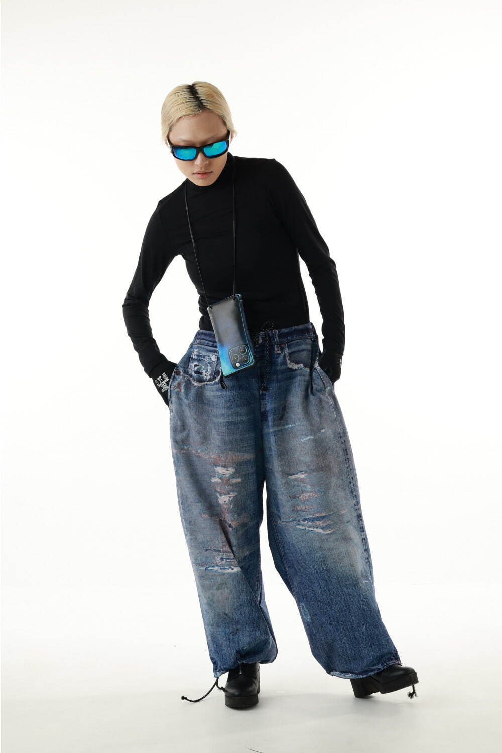 トーキングアバウト ジ アブストラクション(TALKING ABOUT THE ABSTRACTION) 2024-25年秋冬ウィメンズ&メンズコレクション  - 写真9