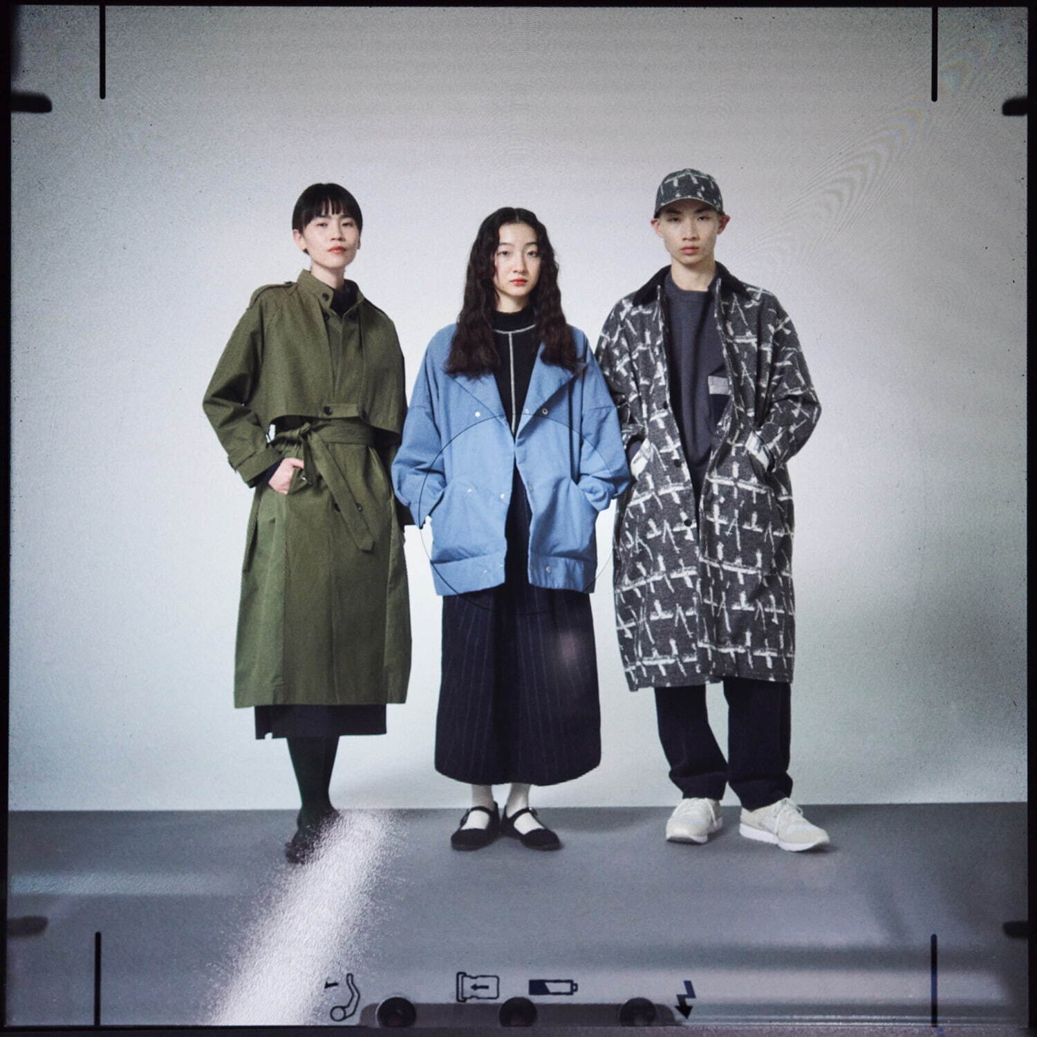 スニュウ 2024-25年秋冬｜ トレンチコート