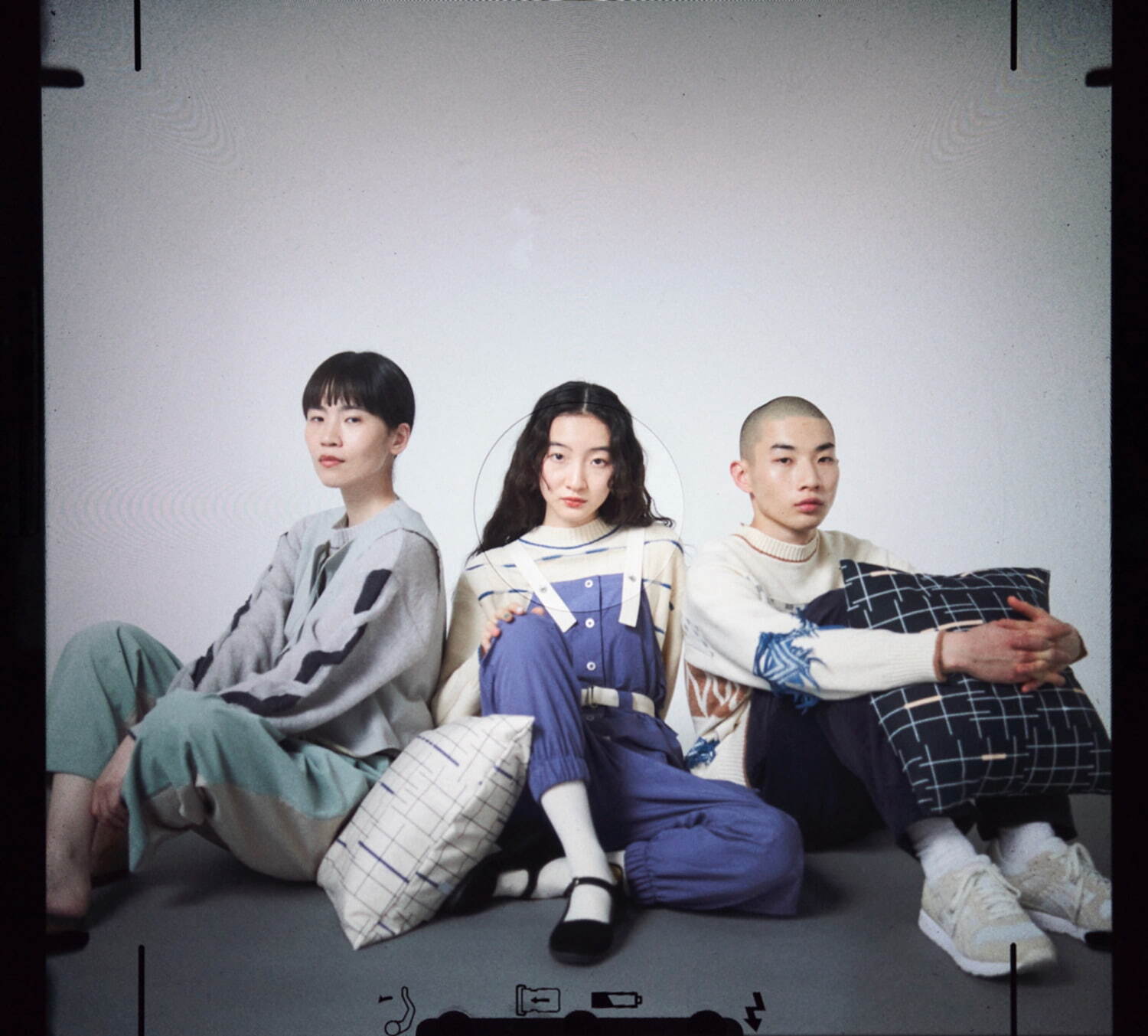 スニュウ(sneeuw) 2024-25年秋冬ウィメンズ&メンズコレクション  - 写真43