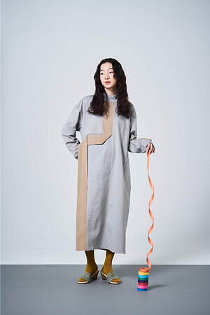 スニュウ(sneeuw) 2024-25年秋冬ウィメンズ&メンズコレクション  - 写真11