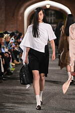 ケイスケヨシダ 2024-25年秋冬コレクション - 学生時代を回顧｜写真9