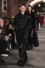 ケイスケヨシダ 2024-25年秋冬コレクション - 学生時代を回顧｜写真24