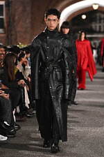 ケイスケヨシダ 2024-25年秋冬コレクション - 学生時代を回顧｜写真31