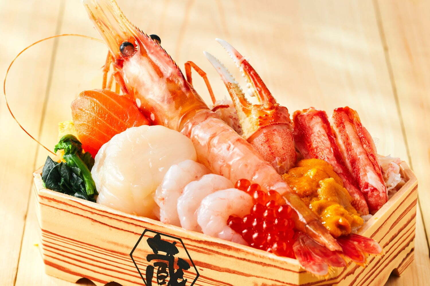 阪急うめだ本店「春の北海道物産大会」“3種カニ山盛り”海鮮弁当や十勝特製豚丼、苺スイーツなど