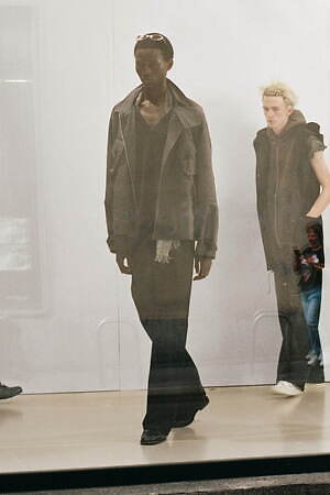 アワー レガシー(OUR LEGACY) 2025年春夏ウィメンズ&メンズコレクション  - 写真23