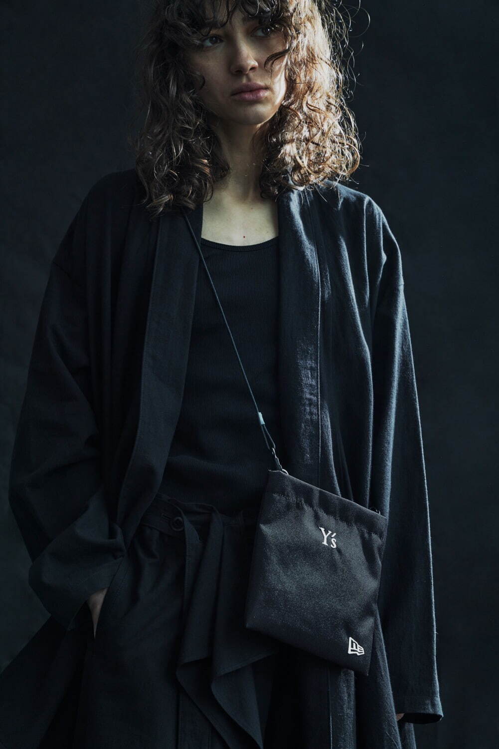 Y's×ニューエラ24年春夏、ウォッシュド加工のキャップ「9THIRTY