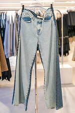 H&M×ロクのウィメンズ＆メンズウェア、二重デザインのトレンチコートやコルセットベースのトップスなど｜写真26