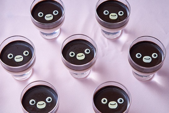 ビスキュイ｜ホテルメトロポリタン「Suicaのペンギン ビュッフェ」肉料理や抹茶ケーキのデザートプレート付き