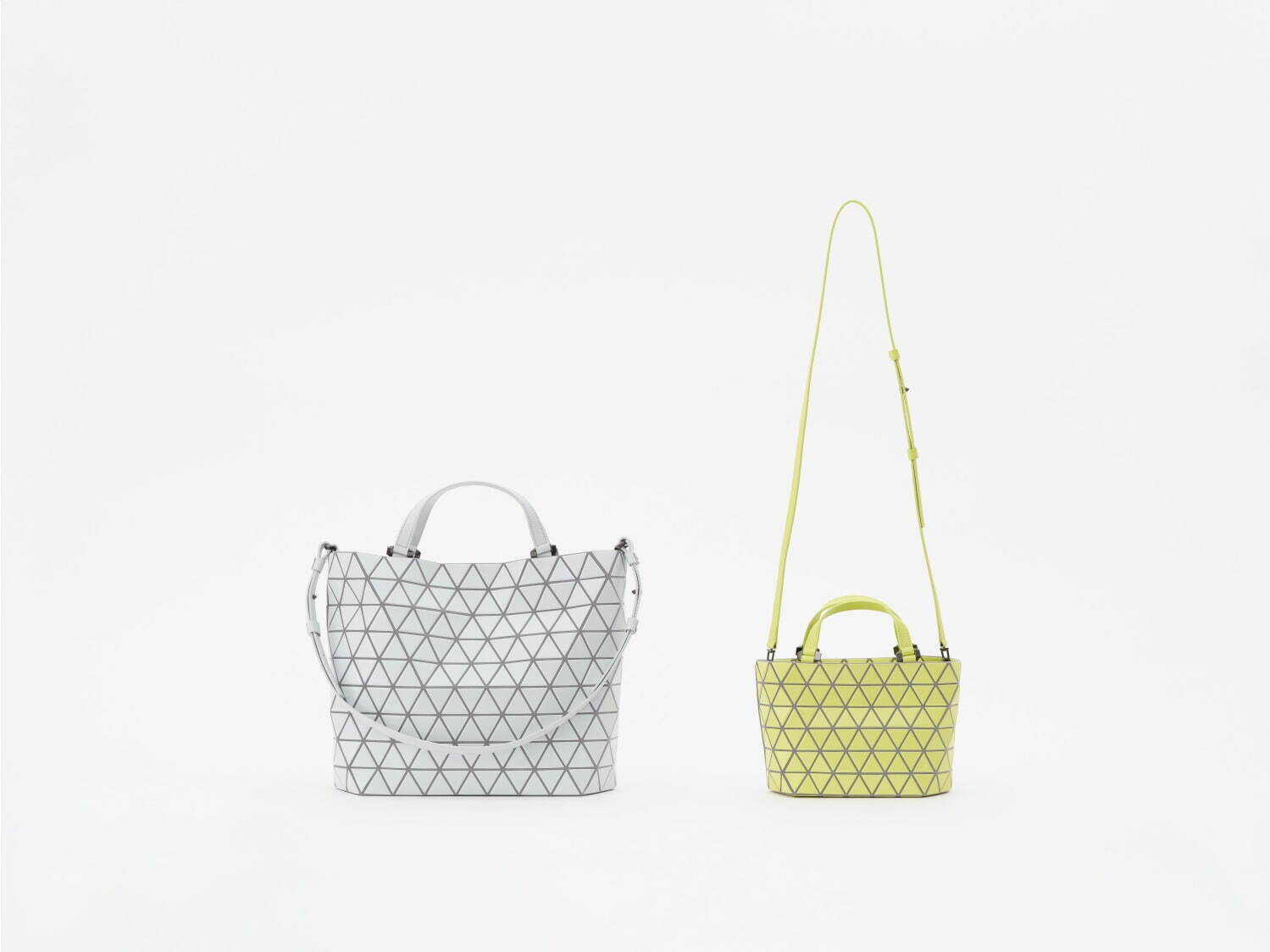 BAO BAO ISSEY MIYAKE 24年4月の新作バッグ、輝くヴィヴィッド BAO BAO ISSEY MIYAKE 24年4月の新作バッグ、輝くヴィヴィッド