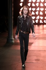 サンローラン 2015年春夏メンズコレクション ‐ エディのロック魂が炸裂｜写真11