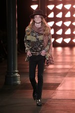 サンローラン 2015年春夏メンズコレクション ‐ エディのロック魂が炸裂｜写真15