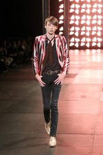 サンローラン 2015年春夏メンズコレクション ‐ エディのロック魂が炸裂｜写真40