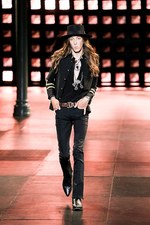 サンローラン 2015年春夏メンズコレクション ‐ エディのロック魂が炸裂｜写真58