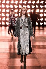 サンローラン 2015年春夏メンズコレクション ‐ エディのロック魂が炸裂｜写真67