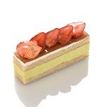 フレデリック・カッセル24年春限定、“ピスタチオ×苺”のフランス定番スイーツ＆蜂蜜ムース｜写真1