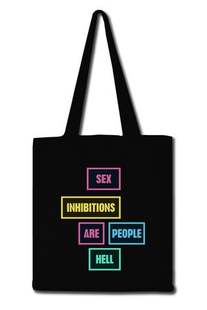 DIESELのDIYバッグをプレゼント！ - 9月9日～11日の3日間限定｜写真1