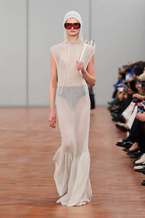 コス(COS) 2024年春夏ウィメンズ&メンズコレクション  - 写真9