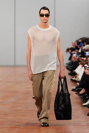 コス(COS) 2024年春夏ウィメンズ&メンズコレクション  - 写真11