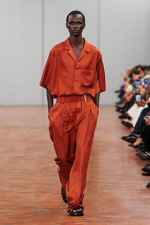 コス(COS) 2024年春夏ウィメンズ&メンズコレクション  - 写真22