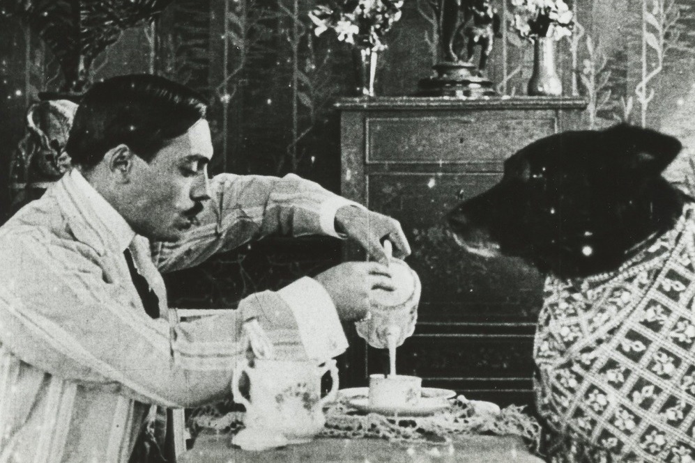 ピアニスト｜無声映画の上映イベント「サイレントシネマ・デイズ」東京・国立映画アーカイブで、ピアノ伴奏や活弁と共に