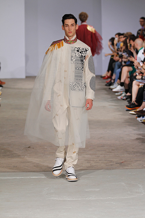 ウォルター ヴァン ベイレンドンク 2015年春夏｜male ケープ