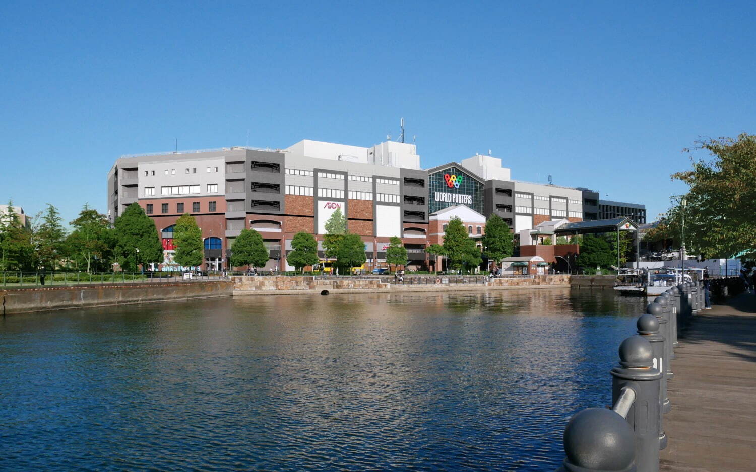 横浜ワールドポーターズがリニューアル、みなとみらいエリア最大級飲食ゾーンや屋内アクティビティ施設誕生｜写真16