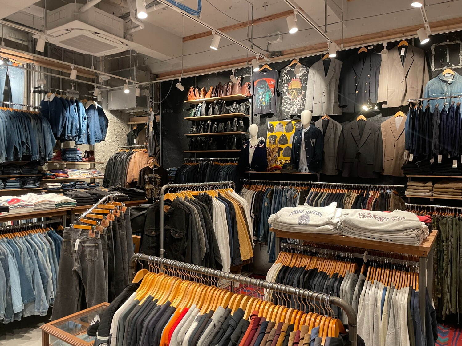 古着屋ジャムが原宿・明治通りに新店オープン、国内最大級の海外古着専門店｜写真5