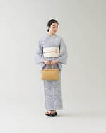 ザ・ヤード 2024年春夏きもの - 茜色の有松鳴海絞りのゆかたや縄文編みのコラボバッグなど｜写真10