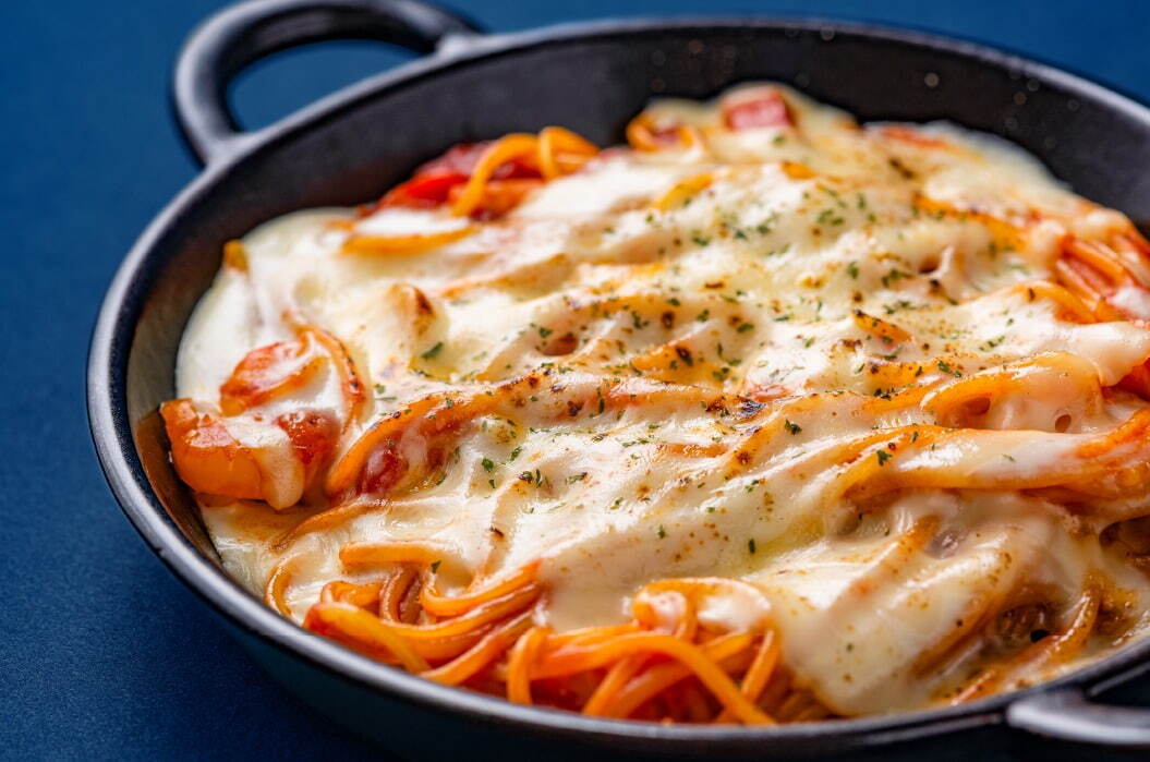 「白い鉄板焼きナポリタン」1,078円