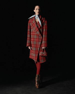 ヴィヴィアン・ウエストウッド(Vivienne Westwood) 2024-25年秋冬ウィメンズ&メンズコレクション  - 写真9