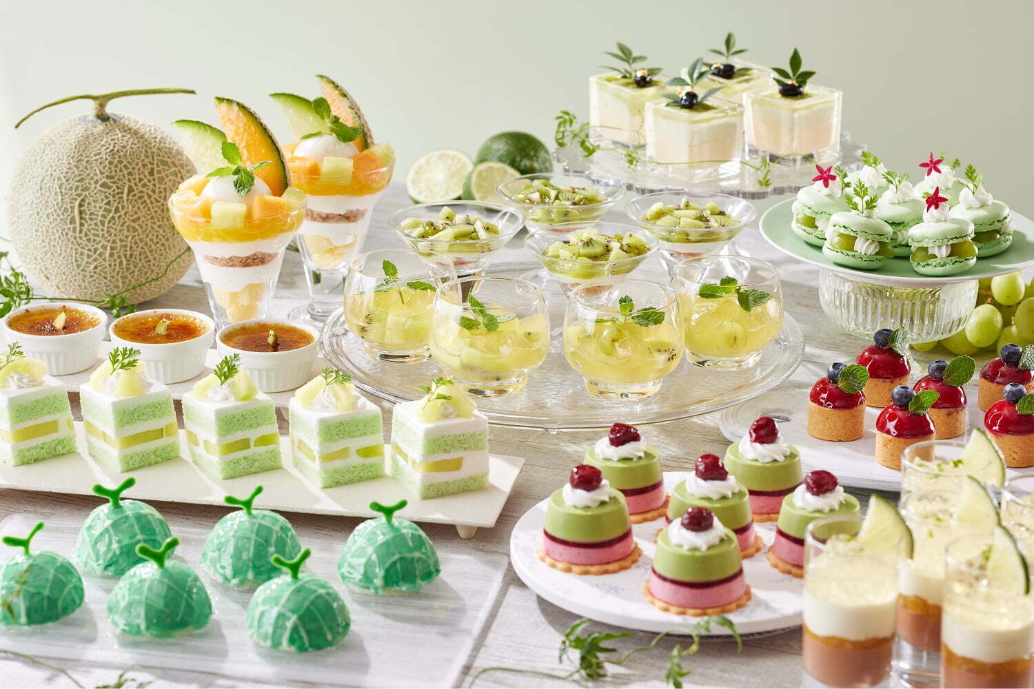 スイーツビュッフェ｜グランドニッコー東京ベイ 舞浜「新緑スイーツブッフェ」メロン×レモンチーズクリームのパフェなど