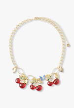 アナ スイ“ぷっくりチェリー”のアクセサリー、茎に蝶と蛇が絡みつくピアス＆ビーズのブレスレット｜写真12