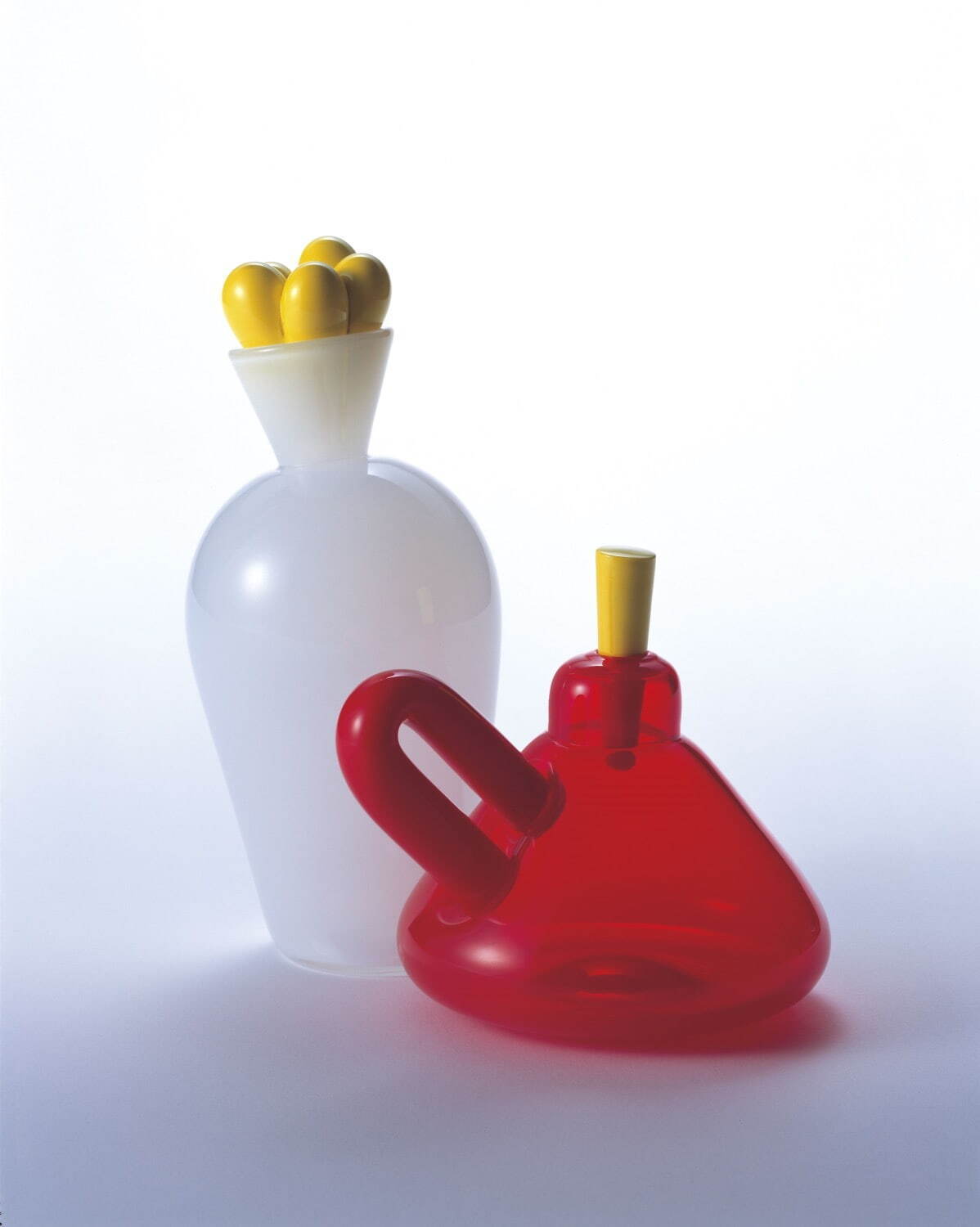 高橋禎彦 《花のような》 2004年 国立工芸館蔵
撮影：斎城卓