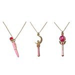 ラフォーレ原宿「セーラームーンストア」がリニューアル、スティック型チャームやお守りなど新作グッズも｜写真2