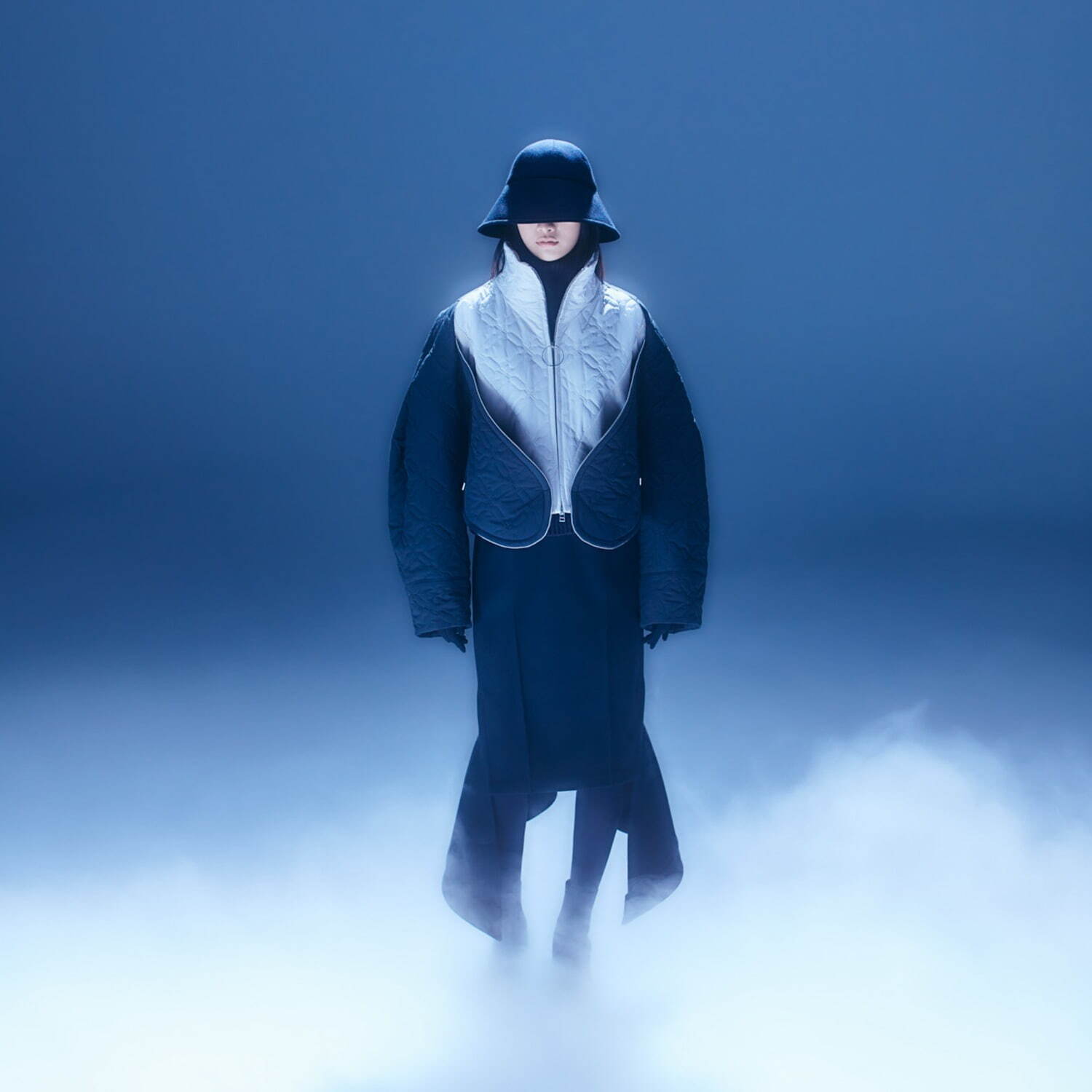 ハトラ 2024-25年秋冬｜ ダウンジャケット