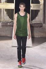 ラフ シモンズ 2015年春夏コレクション - デザイナーの記憶とリンクするクリエイティビティ｜写真11