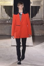 ラフ シモンズ 2015年春夏コレクション - デザイナーの記憶とリンクするクリエイティビティ｜写真21