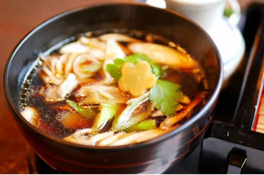 日本酒｜「稲庭うどん 瀧さわ家」新店が宮城・多賀城市立図書館内にオープン