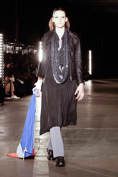 ダヴィット モルソー(Davit MEURSAULT) 2010-11年秋冬ウィメンズ ダヴィット モルソー(Davit MEURSAULT) 2010-11年秋冬ウィメンズ