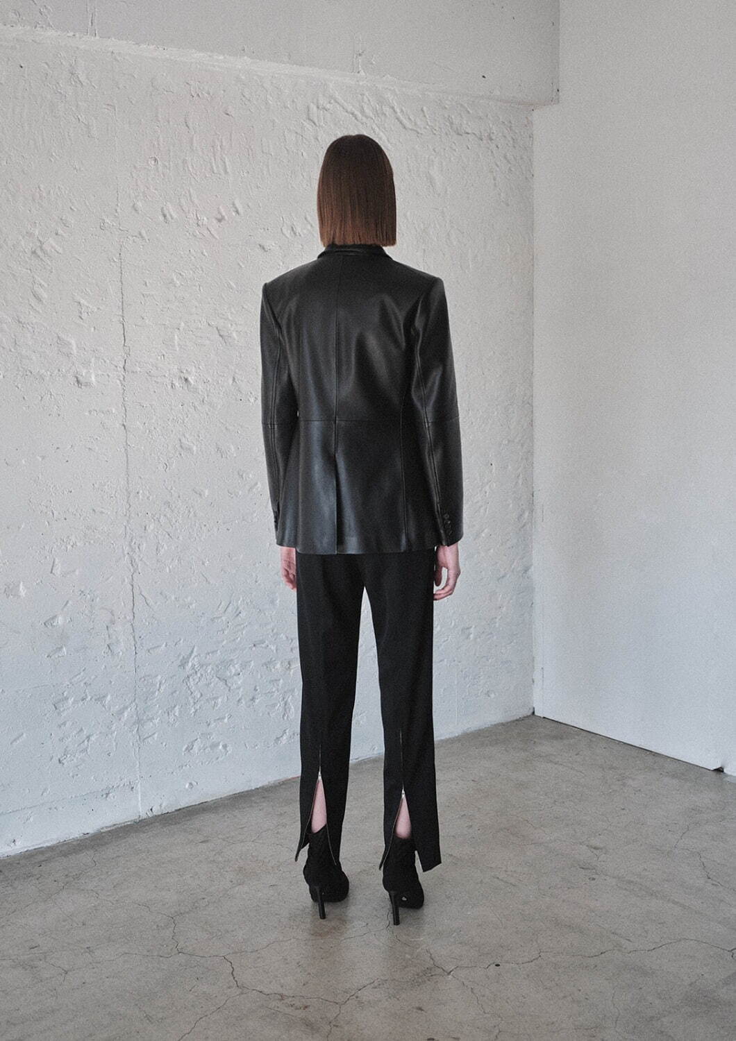 ヒビキ ナカミナミ(Hibiki Nakaminami) 2024-25年秋冬ウィメンズ&メンズコレクション  - 写真14