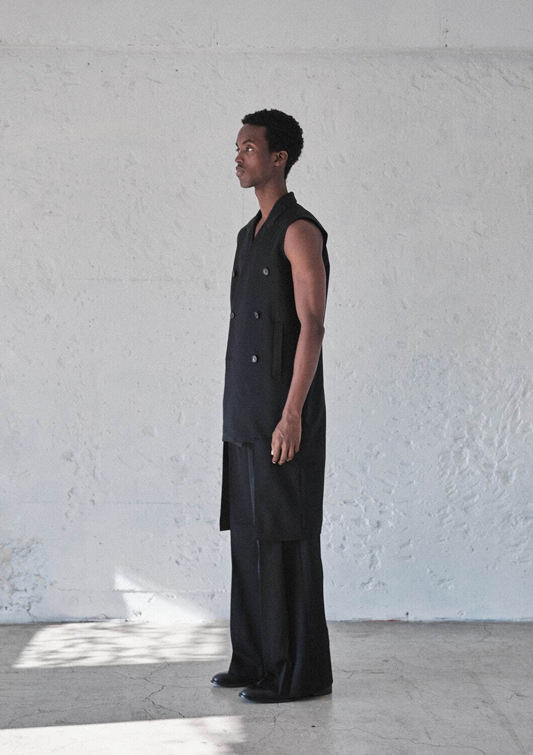 ヒビキ ナカミナミ(Hibiki Nakaminami) 2024-25年秋冬ウィメンズ&メンズコレクション  - 写真15