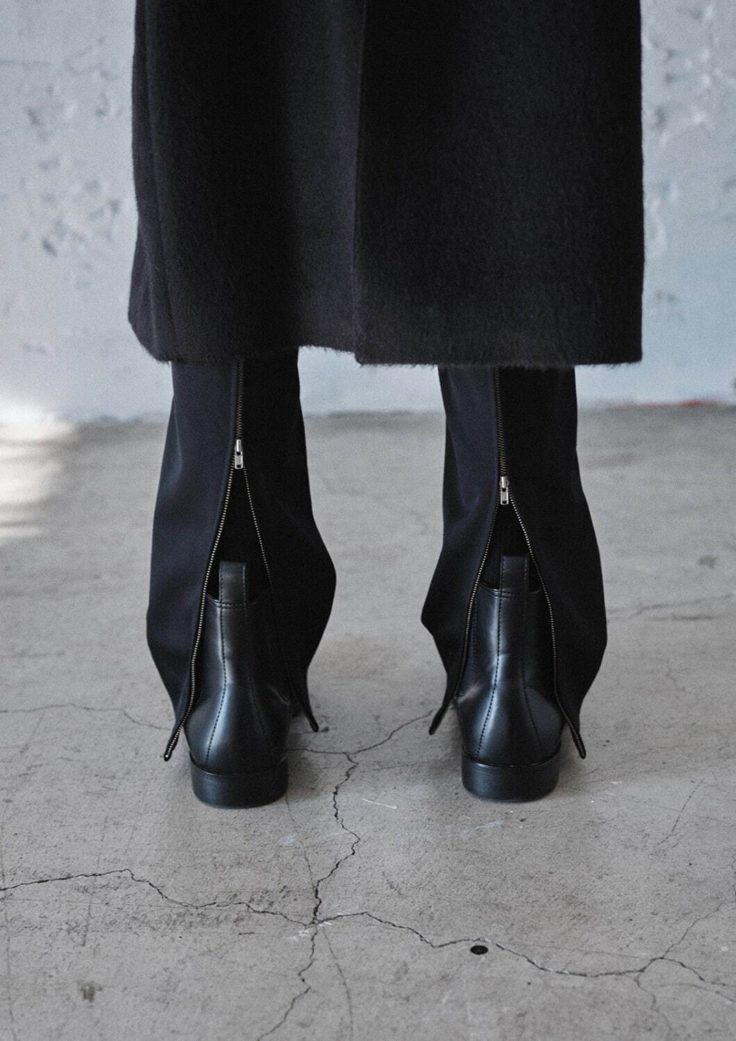 ヒビキ ナカミナミ(Hibiki Nakaminami) 2024-25年秋冬ウィメンズ&メンズコレクション  - 写真17