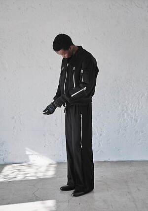 ヒビキ ナカミナミ(Hibiki Nakaminami) 2024-25年秋冬ウィメンズ&メンズコレクション  - 写真25