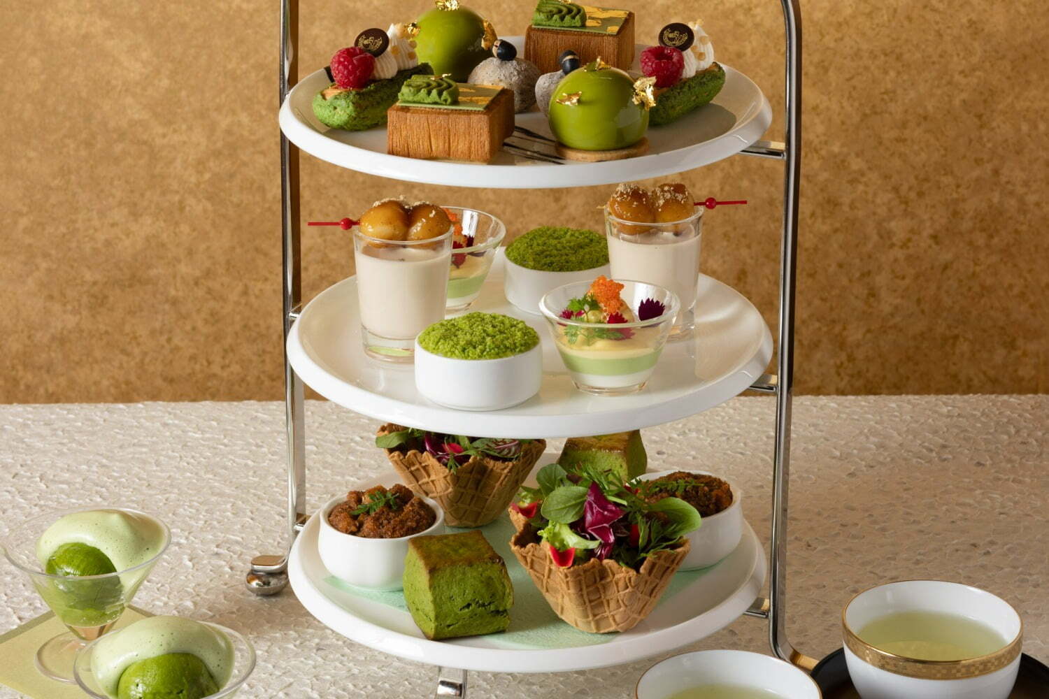 帝国ホテル 東京の“お茶”アフタヌーンティー、「一保堂茶舗」のお茶を使った抹茶フランやエクレア