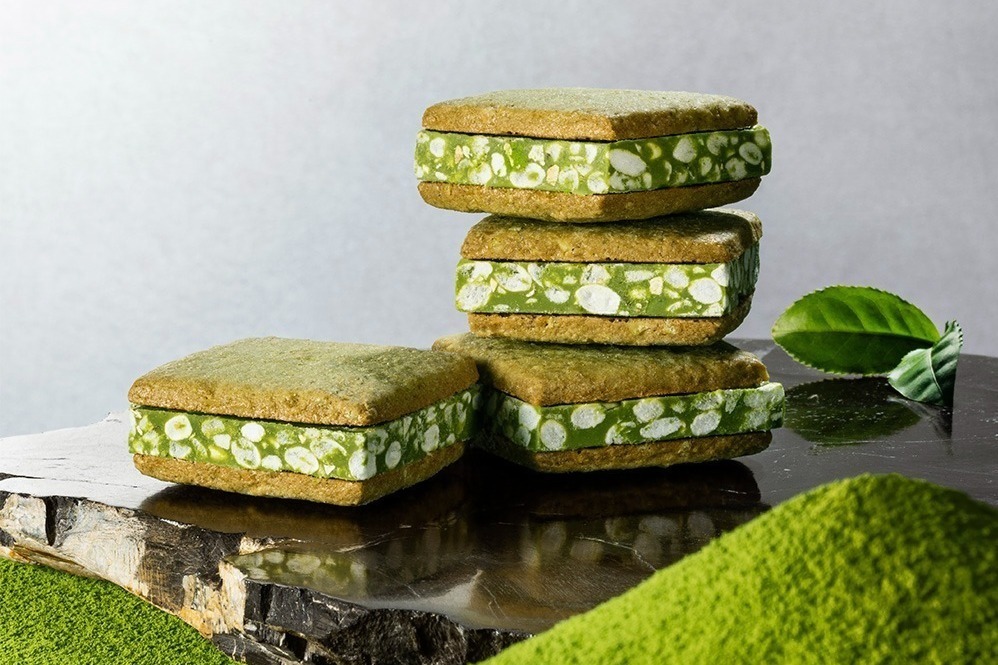 抹茶スイーツ専門店「KAMAKURA 茶の福」誕生、抹茶ショコラやナッツの極厚サンドなど大丸東京と羽田空港で