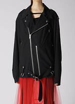 リミ フゥ“花柄レース”のアシンメトリードレス＆安全ピンのチェーン配したドレープジャケット｜写真29