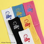 タビオ×ミスター・フレンドリーの靴下、大きめ刺繍入りや愛らしい表情の総柄プリントソックスなど｜写真2