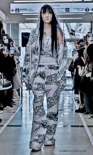 イクミ(IKUMI) 2023-24年秋冬ウィメンズ&メンズコレクション  - 写真5