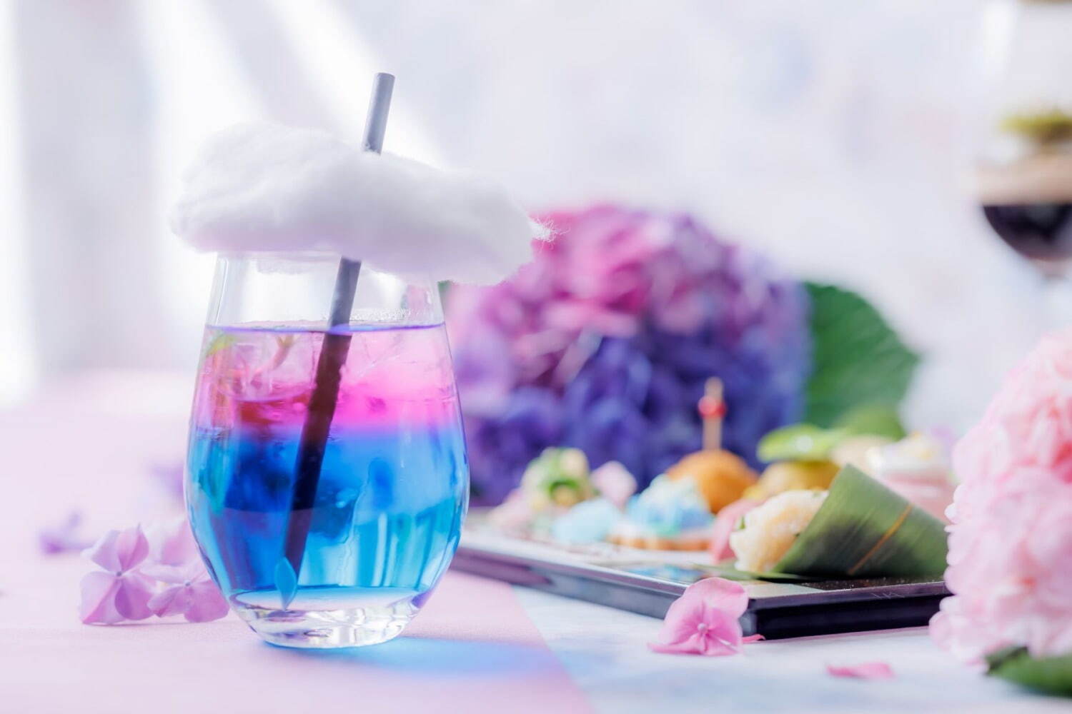 「はんなり紫陽花アフタヌーンティー」京都で、紫陽花カラーのミルクプリンやコーヒー×あんみつパフェなど｜写真7